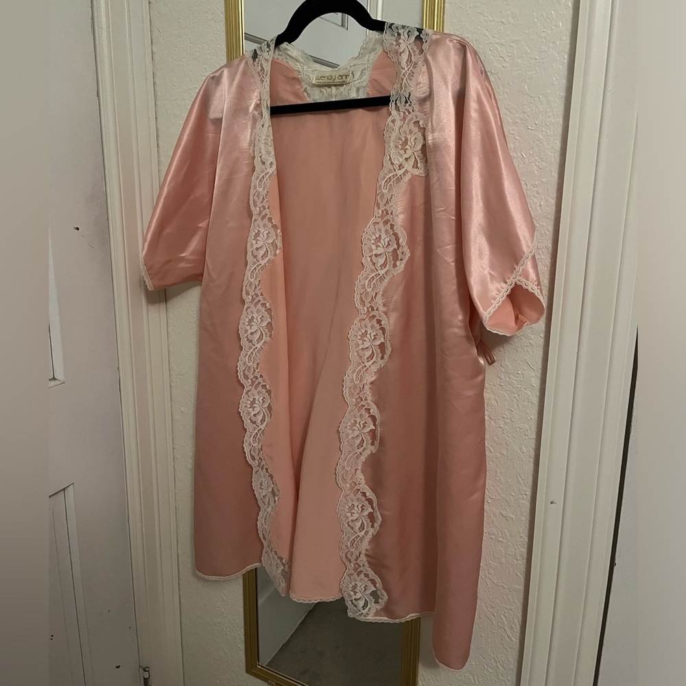 Lace pink coverup